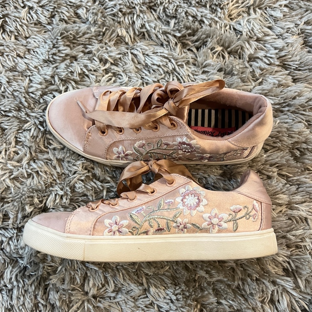 Pink Floral Fashion Sneakers
